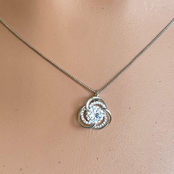 FAC Dainty Luxury Cubic Zirconia Silver Tone Necklace - Picture 5 of 9